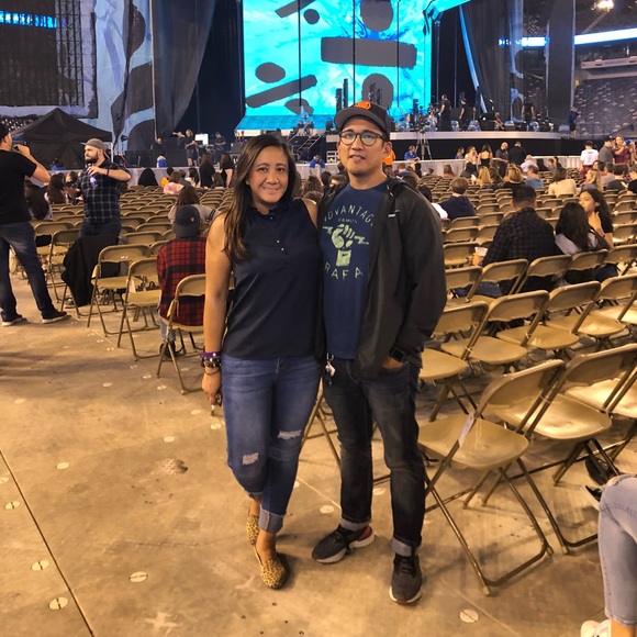 Meet your Posher, Michelle - Picture 1 of 8